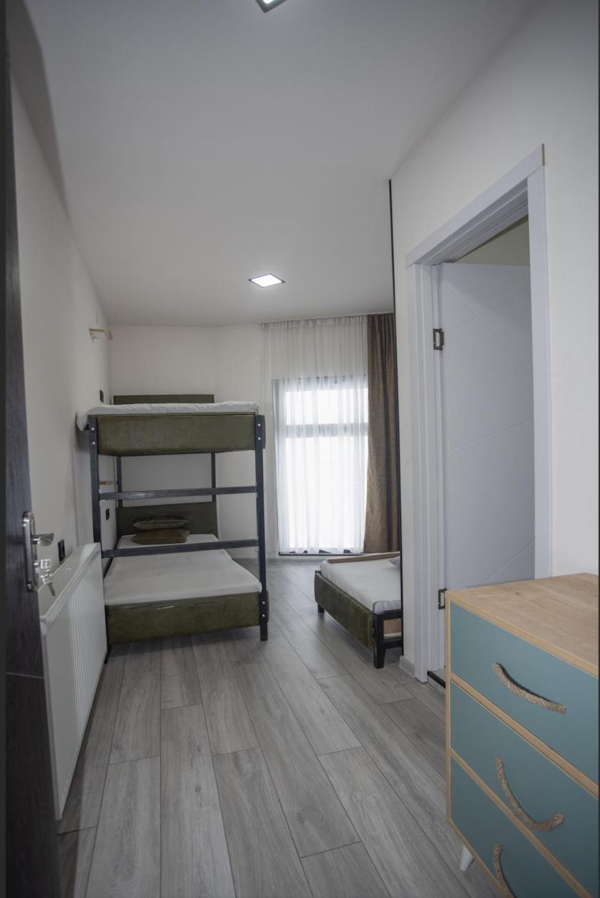 The Hills Hostel Gudauri Ngoại thất bức ảnh